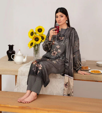 Elegant Embroidered Lawn Suit – Grey with Floral